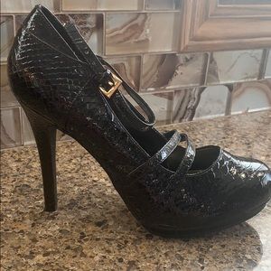 Fabulosity Strappy Platform Pumps